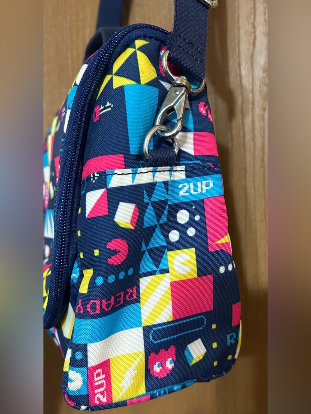 Kipling Kichirou Pac Man Lunch Bag - Picture 6 of 13